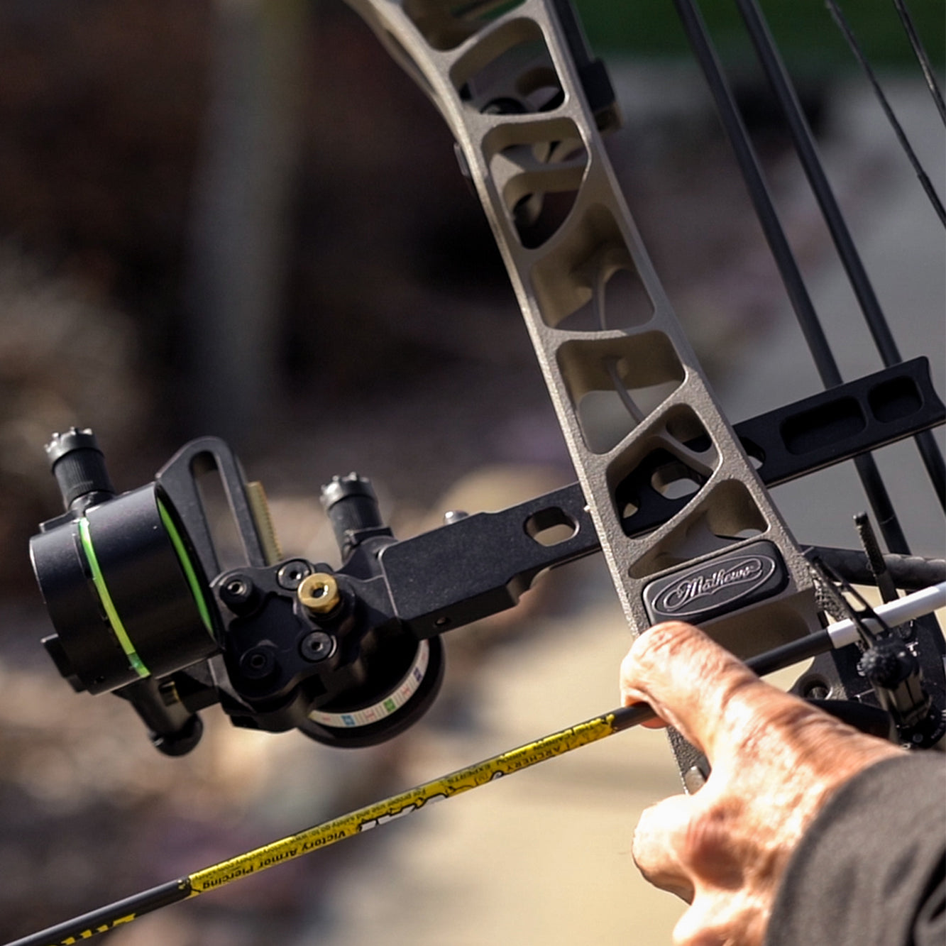 Victory Archery VAP Elite Hunting Fletched Arrow (6-Pack)
